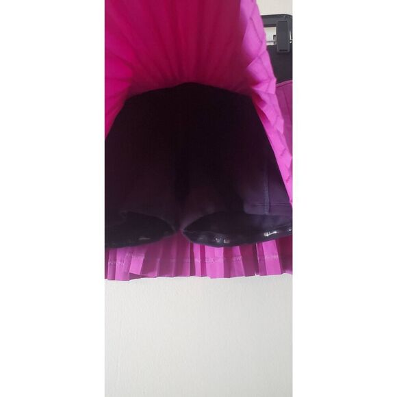 LULULEMON ATHLETICA Pleat To The Street Size 2 - Picture 2 of 5
